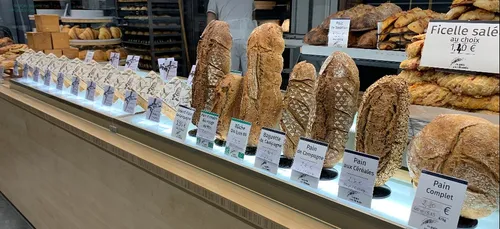 Une boulangerie dijonnaise ce lundi soir à la télévision