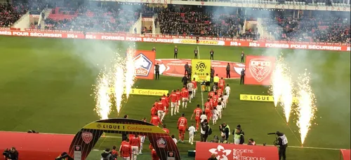 Le DFCO mordant face aux Dogues