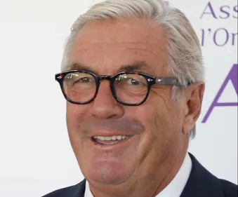 François Sauvadet écrit à Edouard Philippe et lui demande de passer...