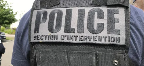 « Les Tchétchènes n’ont pas été escortés par la police », assure le...