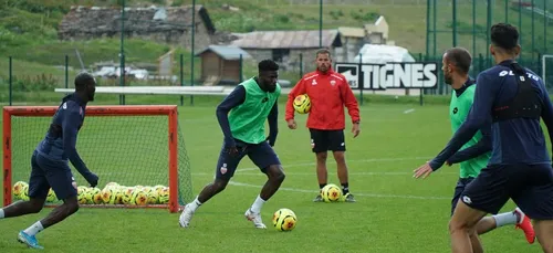 Les joueurs du DFCO poursuivent leur stage à Tignes