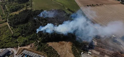 Six hectares sont partis en fumée hier à Talant