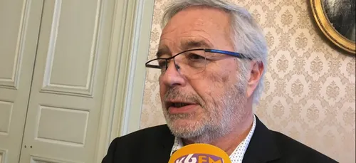 François Rebsamen : « On va repasser dans le vert »