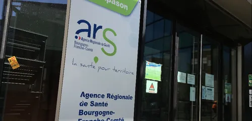 L’ARS de Bourgogne-Franche-Comté invite à réduire ses contacts et...
