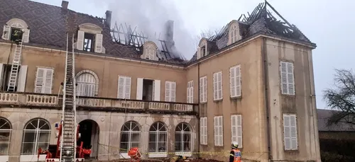 Un incendie au château de Collonges-lès-Bevy