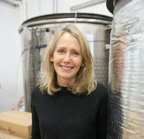 Une Australienne installée en Bourgogne honorée par la Revue du vin...