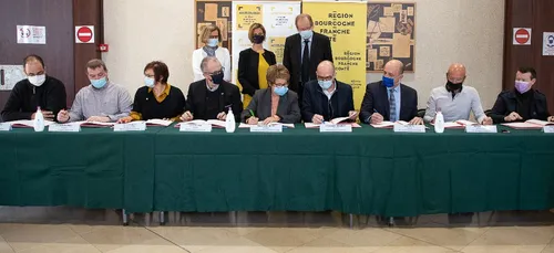 Le conseil régional signe une charte pour les aides financières...