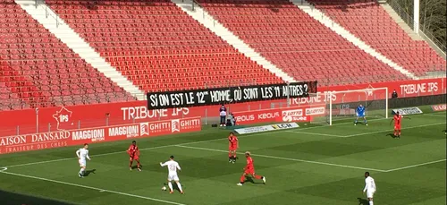 Le DFCO fonce vers la Ligue 2, les supporters haussent le ton
