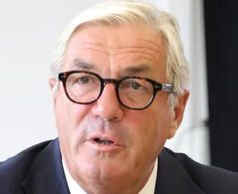 Gel dans les vignes : François Sauvadet tiendra prochainement une...