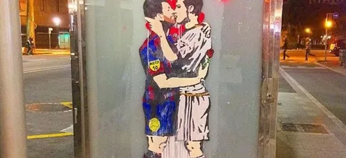 Le baiser de Messi et Ronaldo
