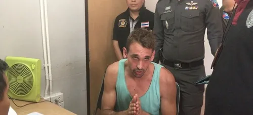 Un couple surpris en pleine action sur une plage !