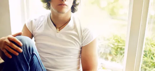 Lasso dévoile son nouvel album sur Youtube !