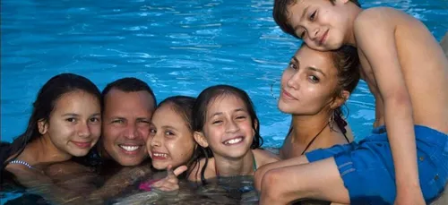 Jennifer Lopez se dévoile sur Instagram !