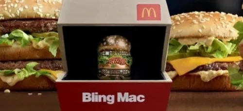Saint-Valentin : McDonald’s offre aux amoureux une bague Big Mac à...
