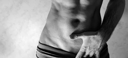 Sexe : l’épilation intégrale chez l’homme à l’origine de nombreuses...