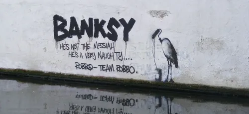 Paris : Banksy s’offre le Bataclan