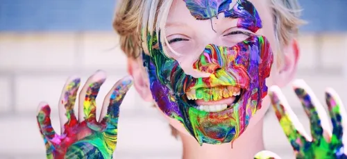 Les 7 erreurs d’éducation qui transforment les enfants en " sales...