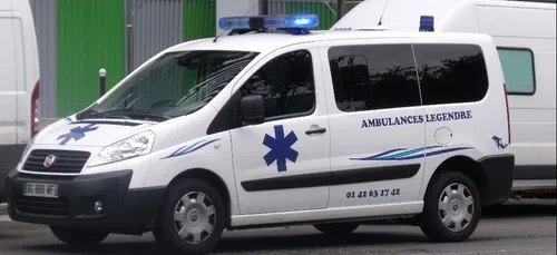 Opération escargot des ambulanciers sur le périph et l’A4