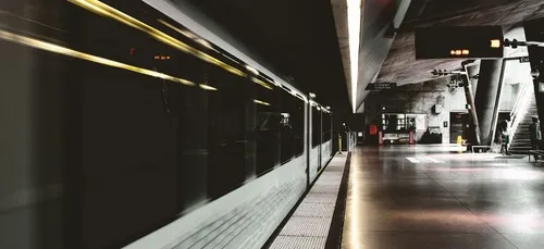 Des rideaux de quais dans les gares SNCF en Ile-de-France