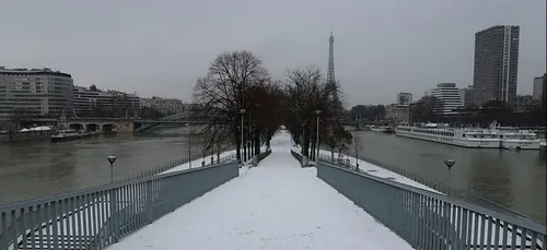 La neige arrive en Ile-de-France
