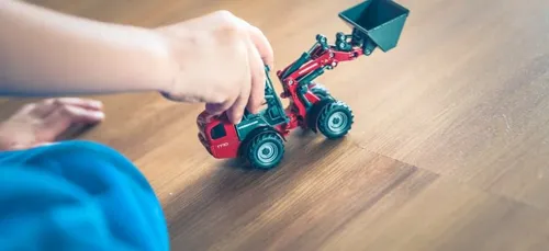 À 7 ans, il devient le Youtubeur le mieux payé du monde ! (vidéo)