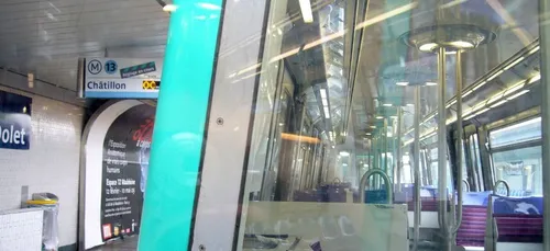 Du foin déversé dans le métro pour dénoncer les rames bondées (photos)