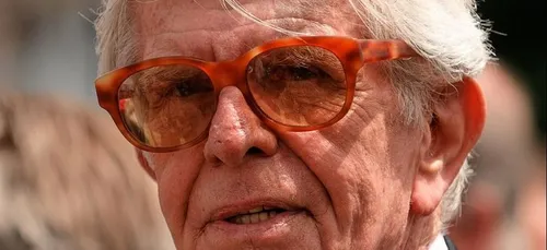 Henry Chapier, journaliste et animateur de l’émission « Le Divan »...