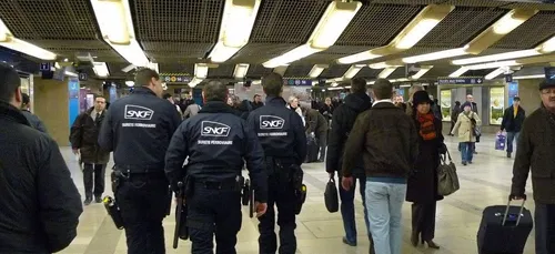 RER C : un homme soupçonné d’une cinquantaine de tags antisémites