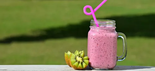 Une femme frôle la mort après s’être injecté un smoothie !