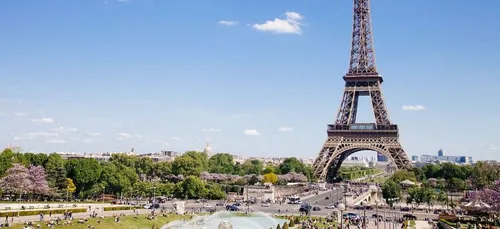 Bientôt des bâtons sauteurs en location pour se déplacer dans Paris...