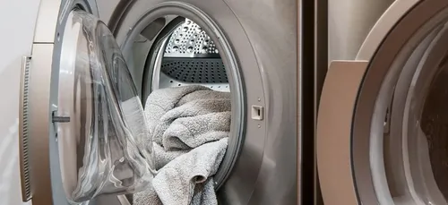 Un homme condamné à indemniser son ex-femme pour 27 ans de tâches...