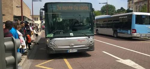Île-de-France : 50 nouvelles lignes de bus expérimentent les arrêts...