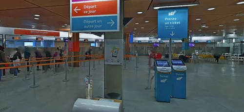 Des temps d’attentes interminables aux guichets des gares parisiennes