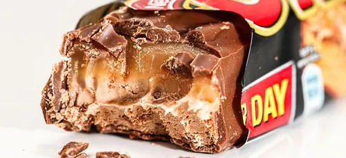 Nestlé invente une barre chocolatée au goût sucré, sans sucre ajouté !