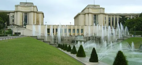 Un homme arrêté après avoir photographié des enfants nus au Trocadéro