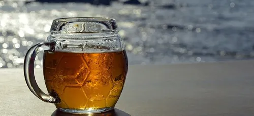 Un bar offre des bières gratuites à ceux qui ramassent les mégots !...