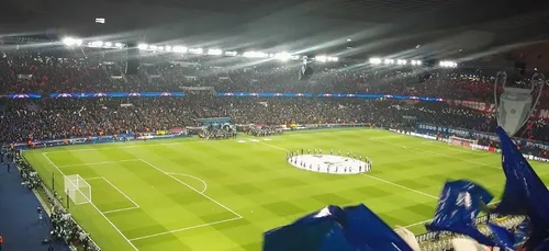 L'humoriste Malik Bentalha condamné pour avoir allumé un fumigène...