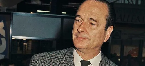 Chirac : dernier bain de foule pour l’ancien président aux Invalides