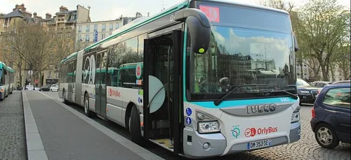 Plus de 400 bus au gaz naturel circuleront dès 2020 en banlieue