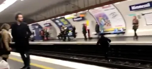 RATP : une course-poursuite sur les rails du métro interrompt le...