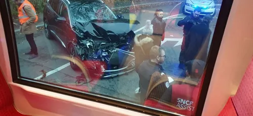 Transilien : un train de la ligne L percute un véhicule à Garches...