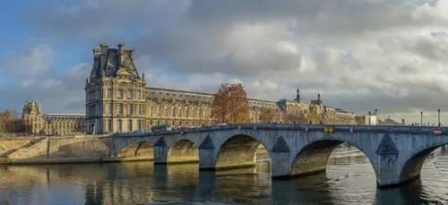 Paris : un homme est mort après une chute du Pont Royal