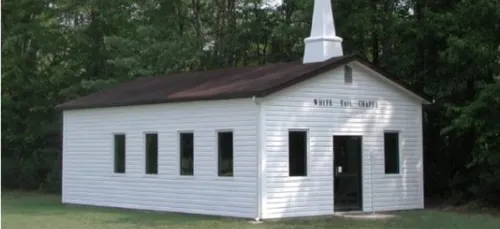 Une église invite ses fidèles à venir à la messe… nus