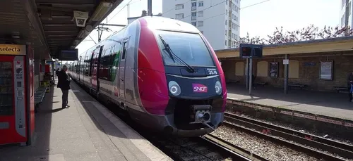 Val d’Oise : une Francilienne accouche en pleine tempête dans un train