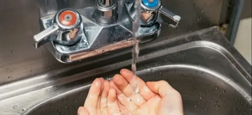 Les prix des gels hydro-alcooliques encadrés pour éviter les abus