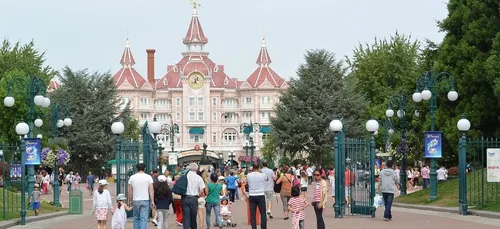 Coronavirus : deux nouveaux cas à Disneyland Paris