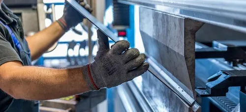 Hausse record du nombre de chômeurs en mars