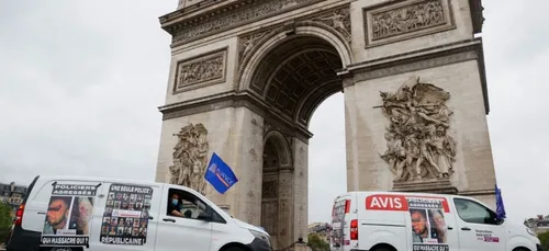 Paris : les policiers en colère contre la « stigmatisation » des...
