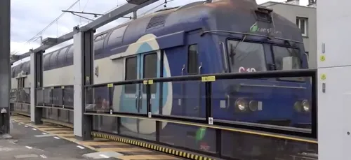 Transilien teste un rideau de quai anti-accident sur la ligne N...