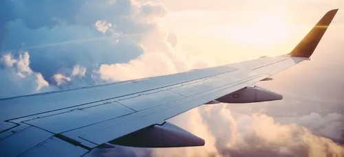 Voyage : attention, le masque en tissu interdit dans les avions